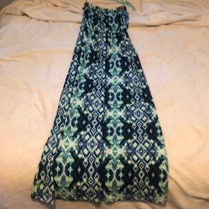 Maxi Dress Aztec Size Medium